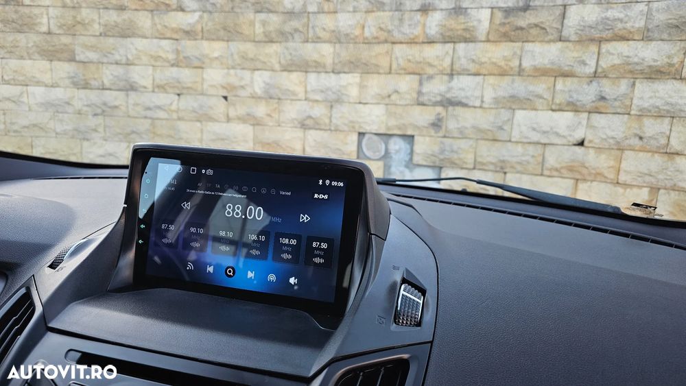 Ford Kuga 1.6 EcoBoost Start Stop 2WD Titanium - 10