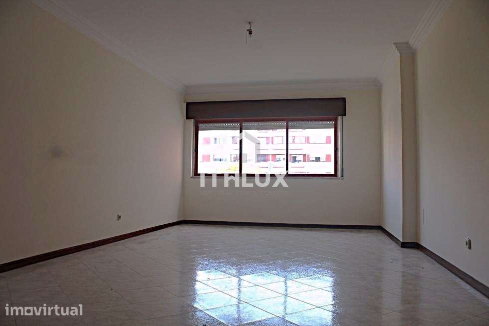 T2 com Parqueamento — Espaço, Conforto! - Grande imagem: 5/24