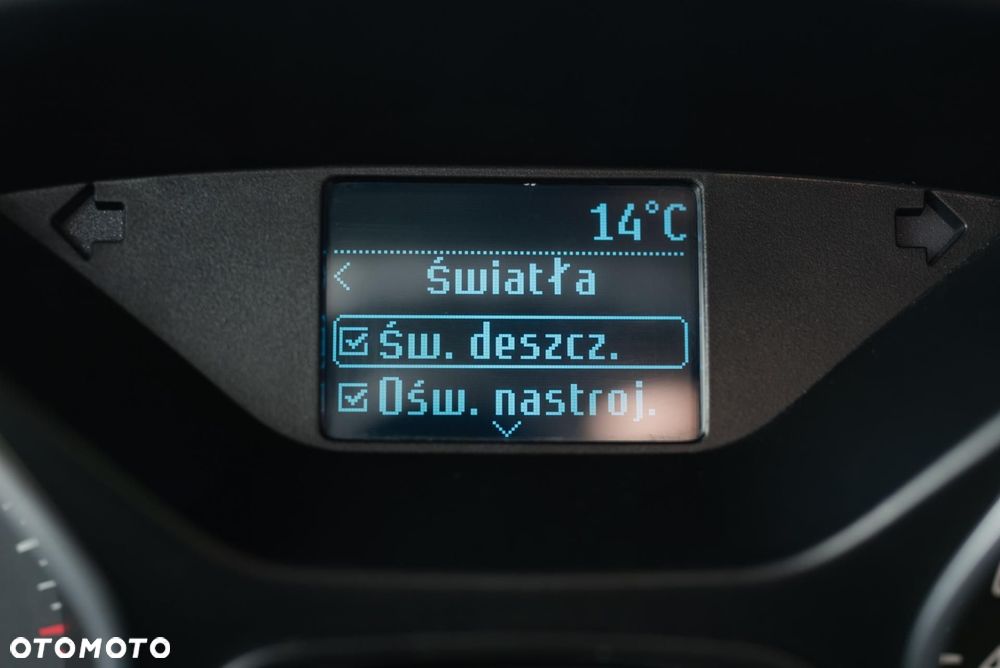 Ford Focus 1.6 EcoBoost Titanium - 27