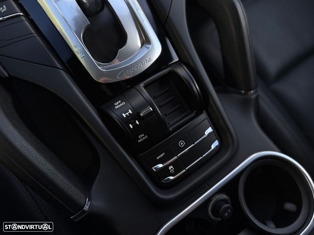 Porsche Cayenne Platinum Edition - 52