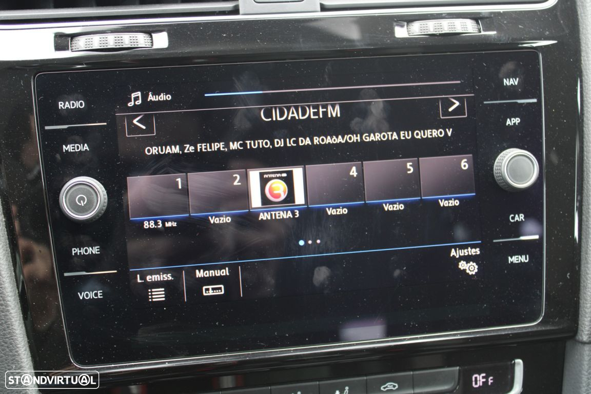 VW Golf Variant 1.6 TDi Highline - 22