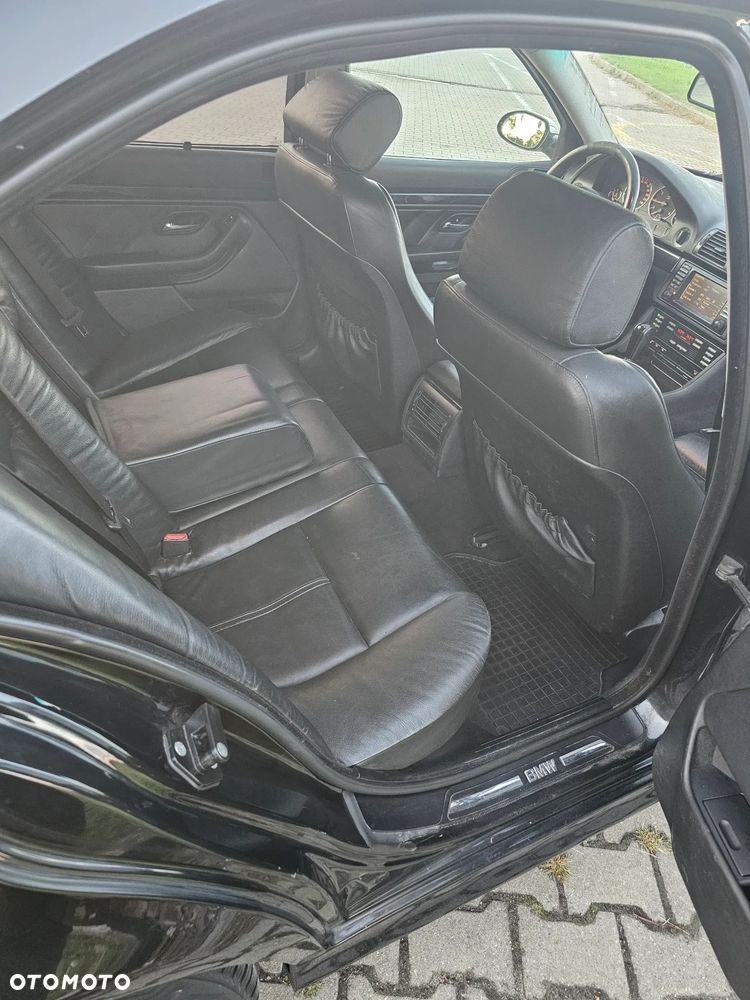 BMW Seria 5 - 8
