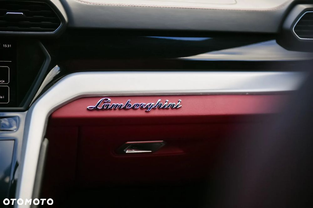 Lamborghini Urus - 15