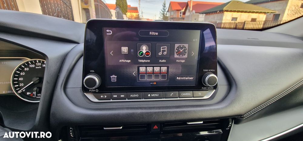 Nissan Qashqai 1.3 l MHEV X-Tronic N-Connecta - 11