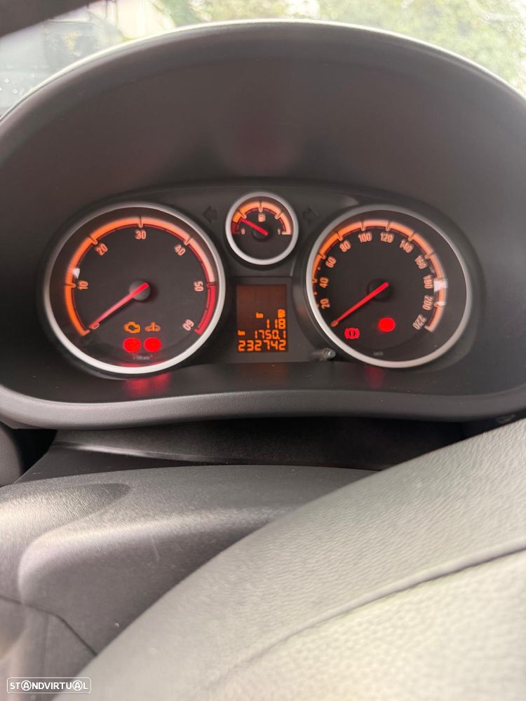 Opel Corsa 1.3 CDTi - 8