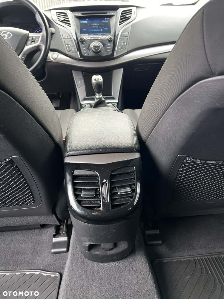 Hyundai i40 1.7 CRDi Comfort - 25