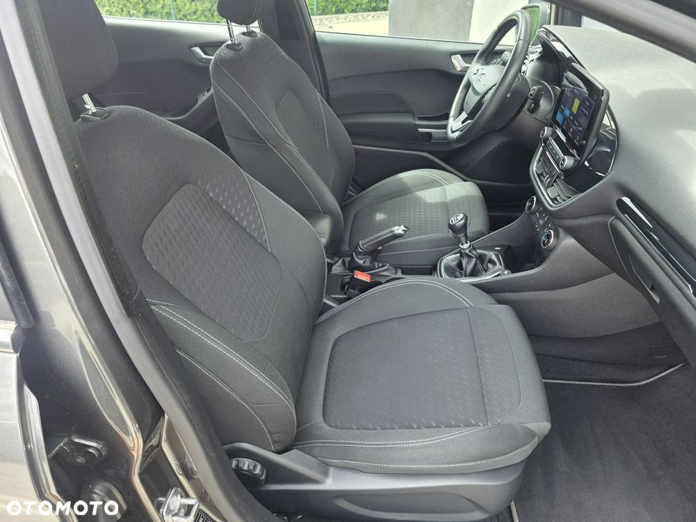 Ford Fiesta - 21