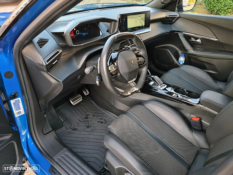 Peugeot 2008 BlueHDi 130 EAT8 GT - 9