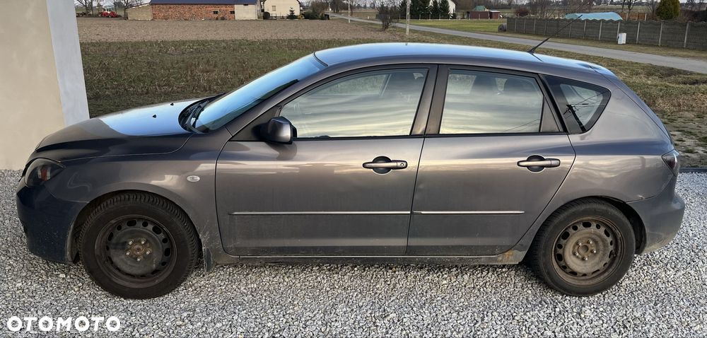 Mazda 3 - 5