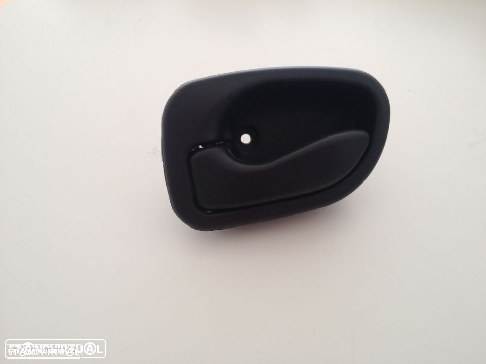 Puxador interior hyundai accent - hyundai atos 1994-1999 (novo) - 1