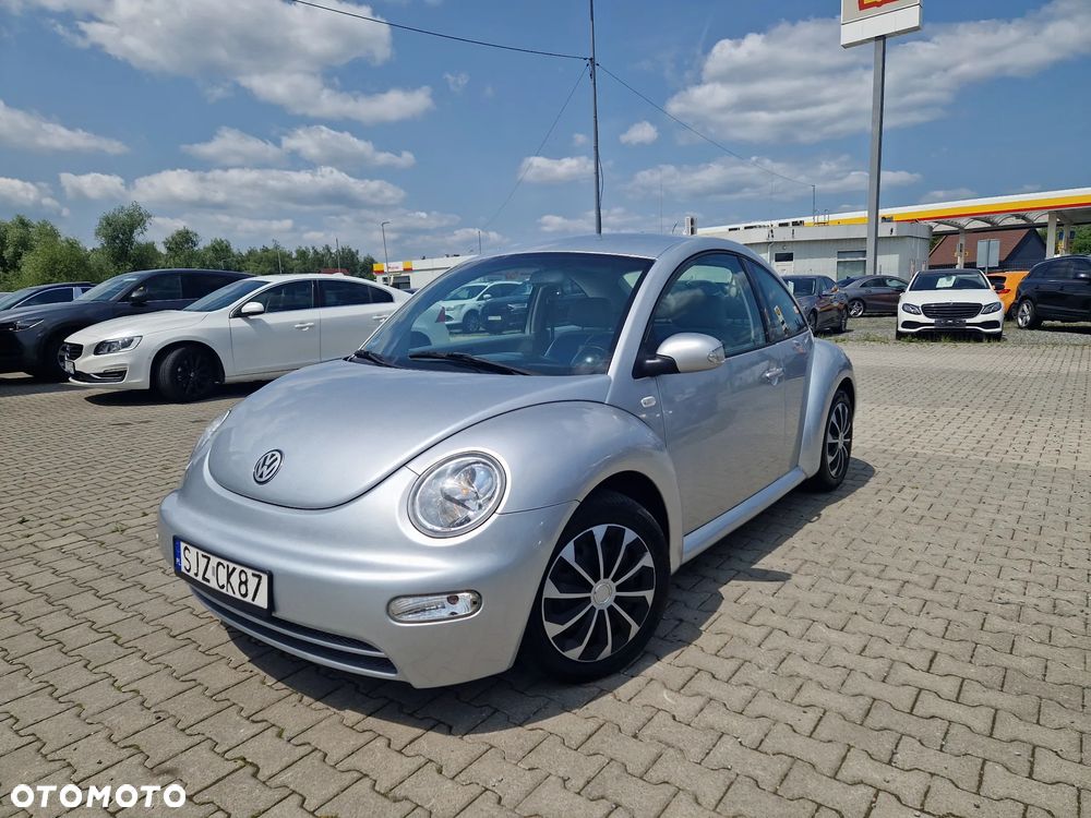 Volkswagen New Beetle - 1