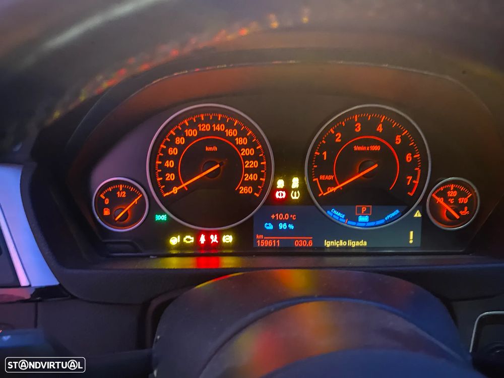 BMW 330 e iPerformance Line Sport - 7