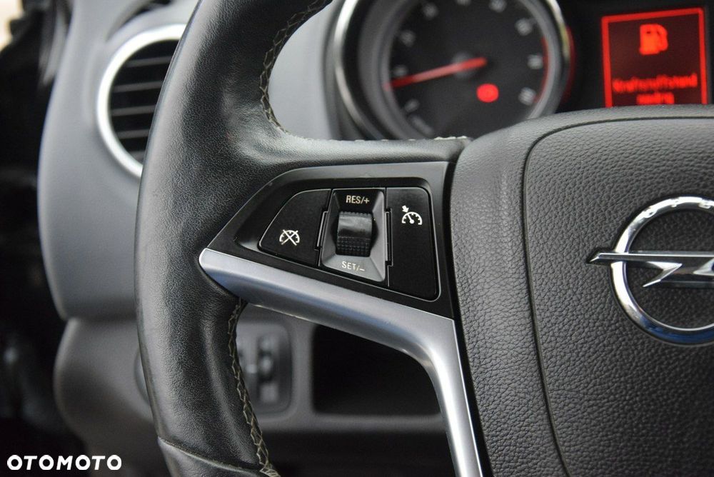 Opel Meriva 1.4 Ecoflex Innovation - 32