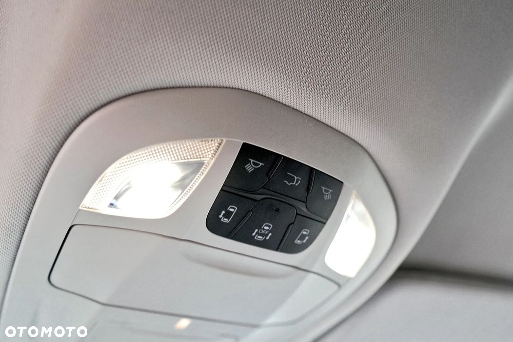 Chrysler Pacifica - 29