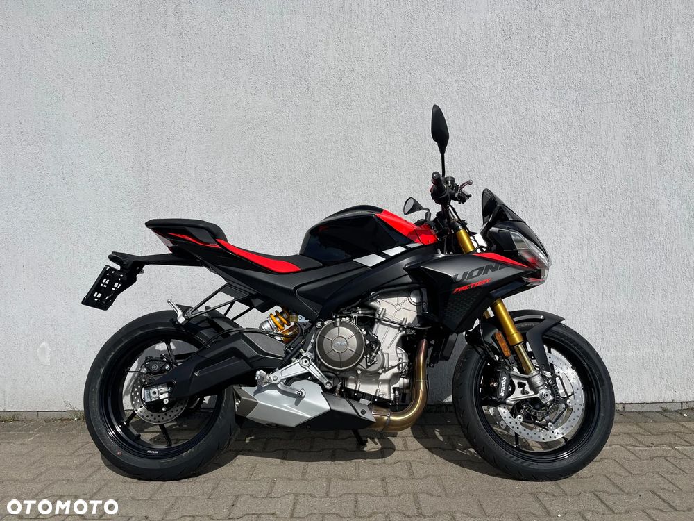 Aprilia Tuono - 11