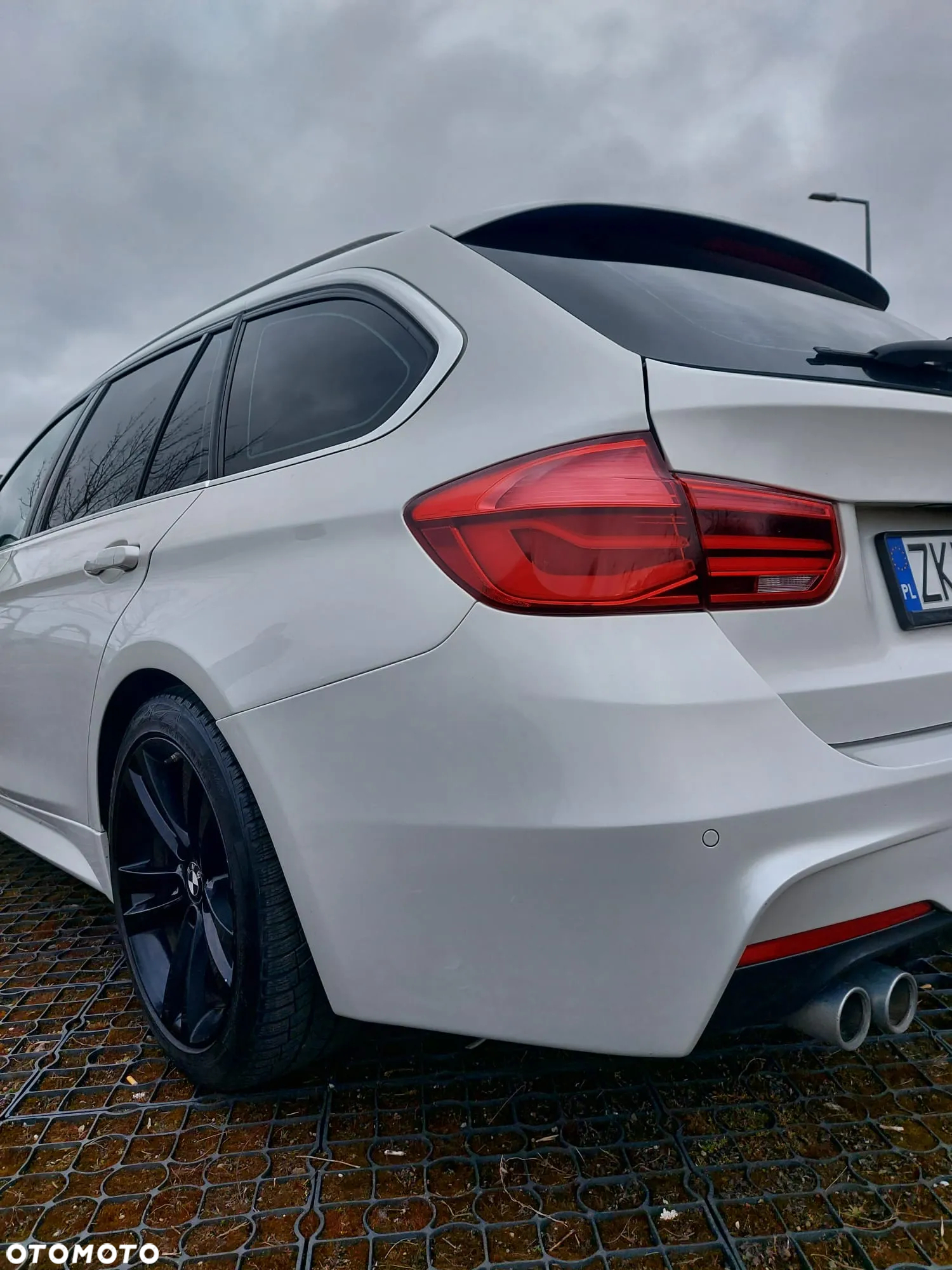 BMW Seria 3 320d Touring M Sport - 18