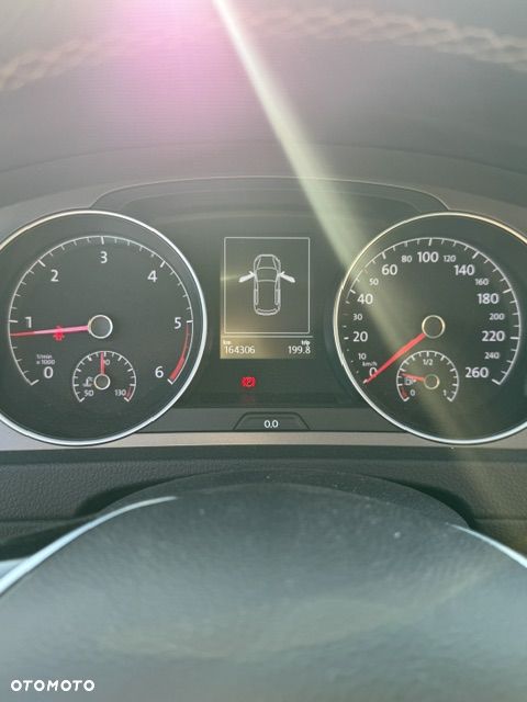 Volkswagen Golf - 8
