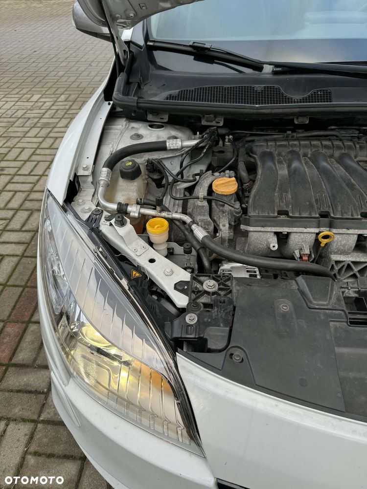 Renault Megane 2.0 140 CVT Bose Edition - 17