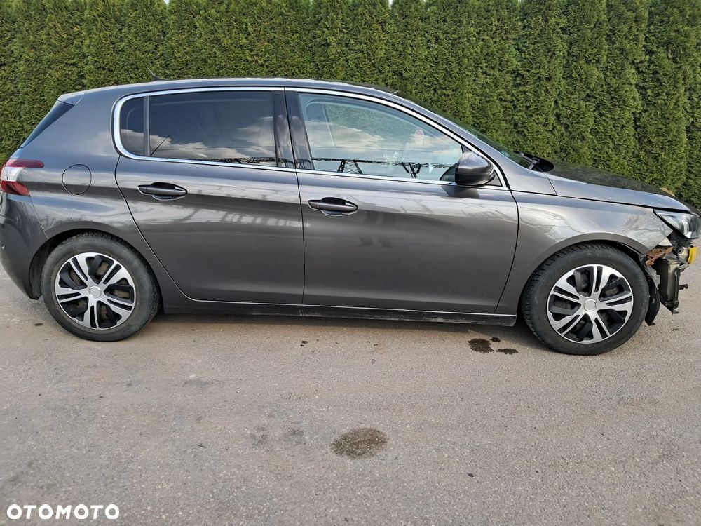 Peugeot 308 - 3