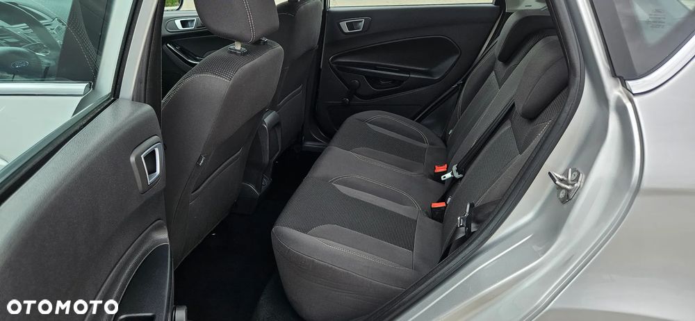 Ford Fiesta 1.0 EcoBoost S&S TITANIUM - 5