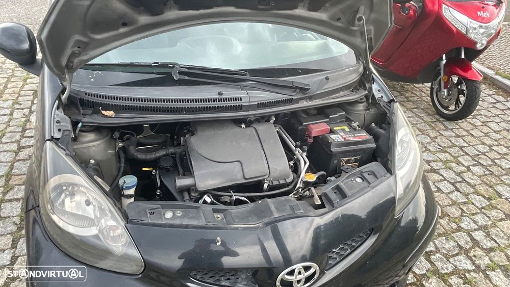 Toyota Aygo 1.0 Plus Sport Pack - 16