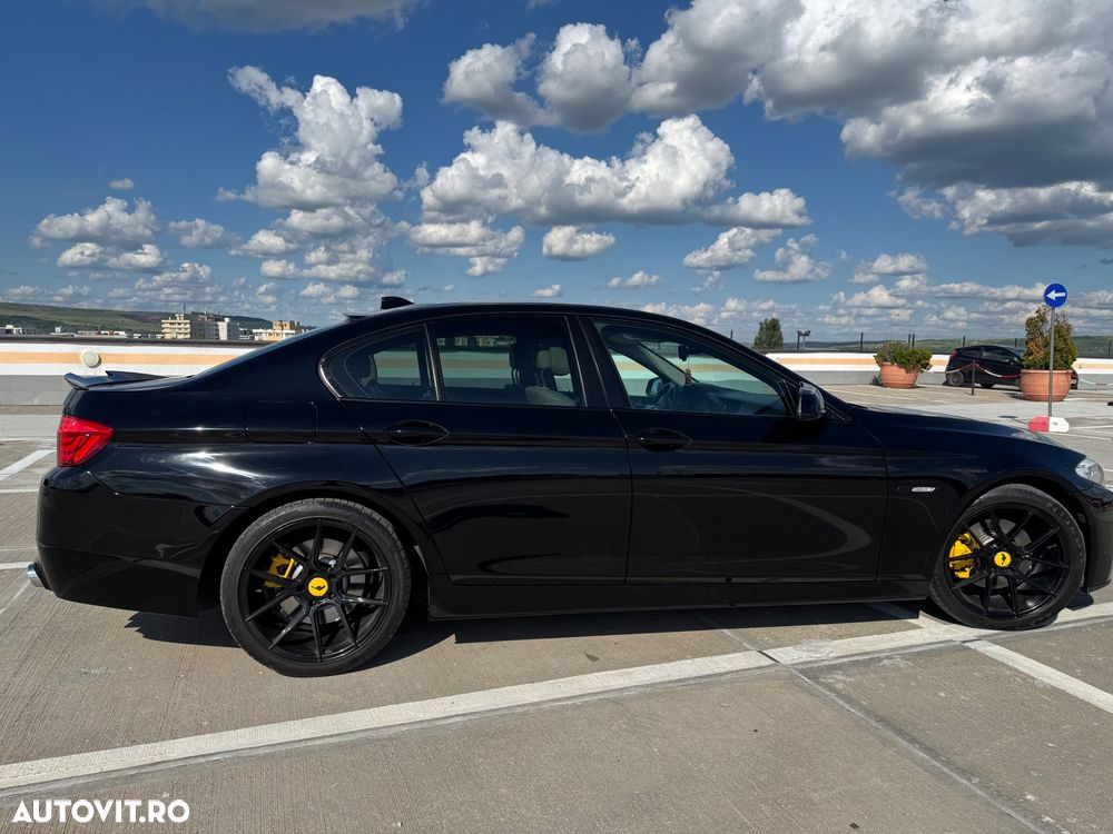 BMW Seria 5 520d Aut. - 11