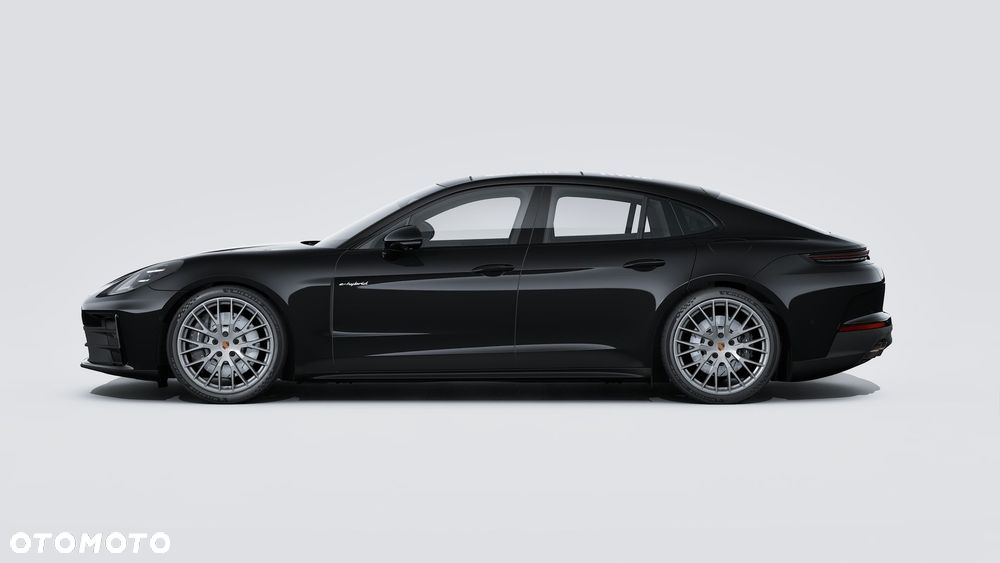 Porsche Panamera 4 E-Hybrid PHEV - 2