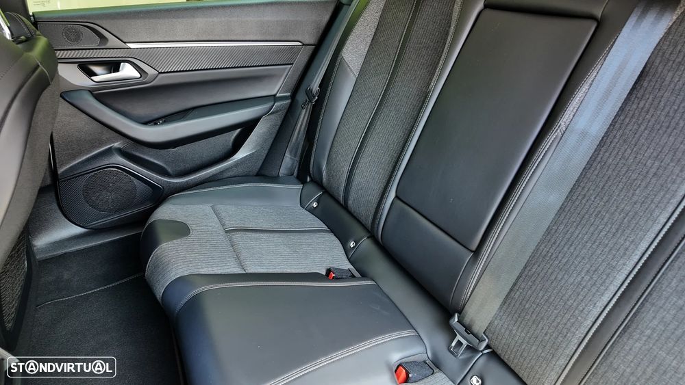 Peugeot 508 SW ver-hdi-160-allure - 32
