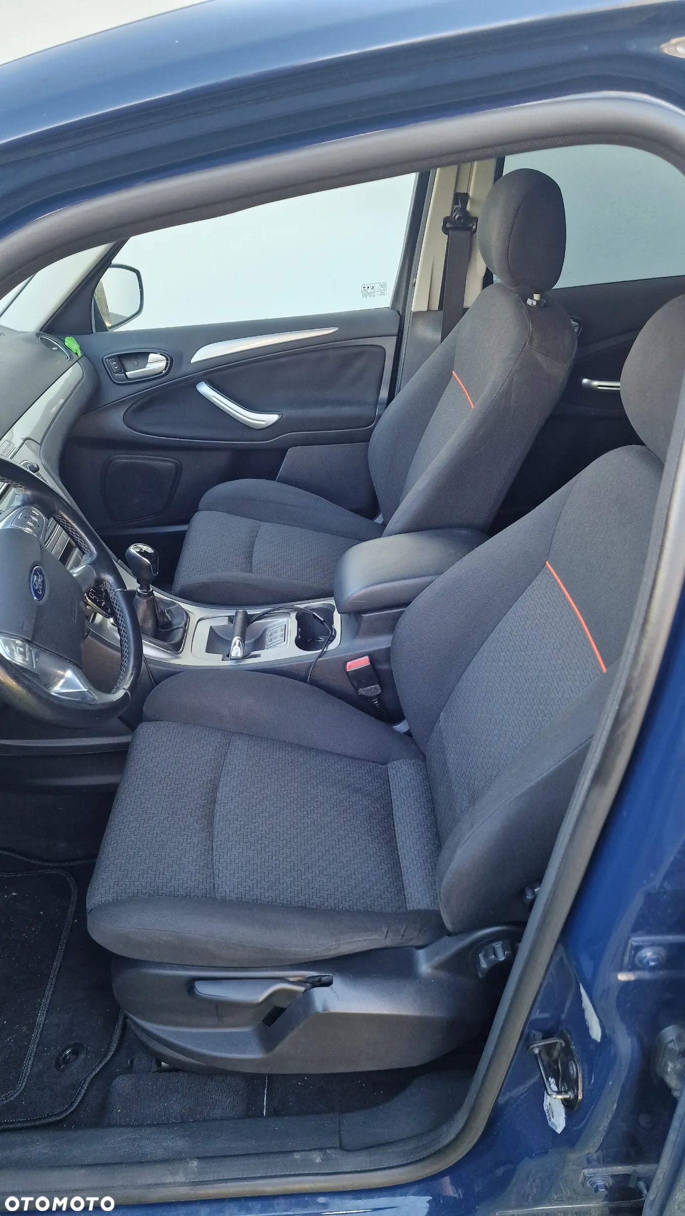 Ford S-Max 2.0 TDCi DPF Trend - 11