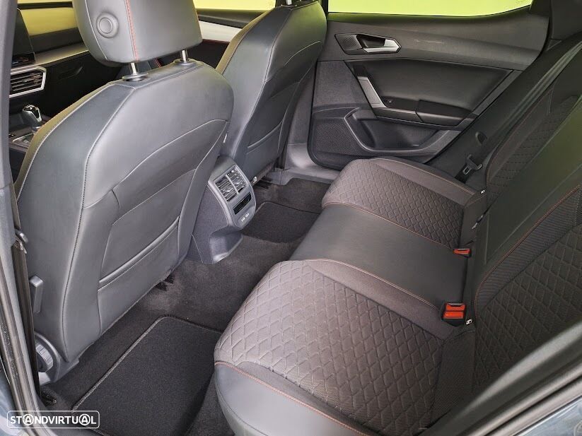 SEAT Leon 2.0 TDI FR - 9