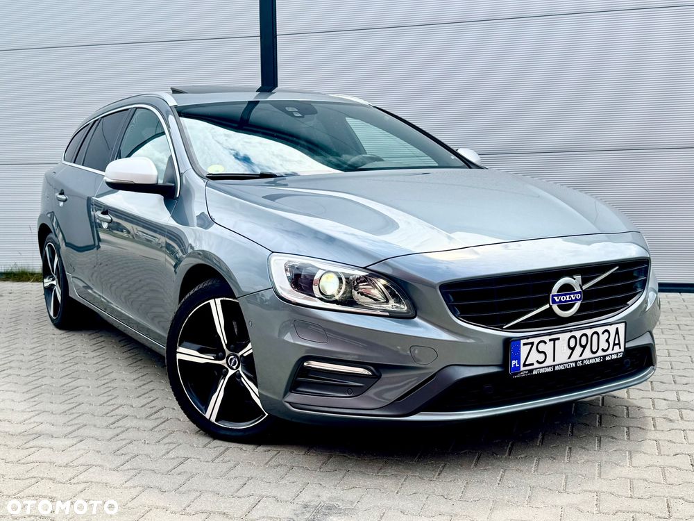 Volvo V60 D4 Geartronic R-Design - 12
