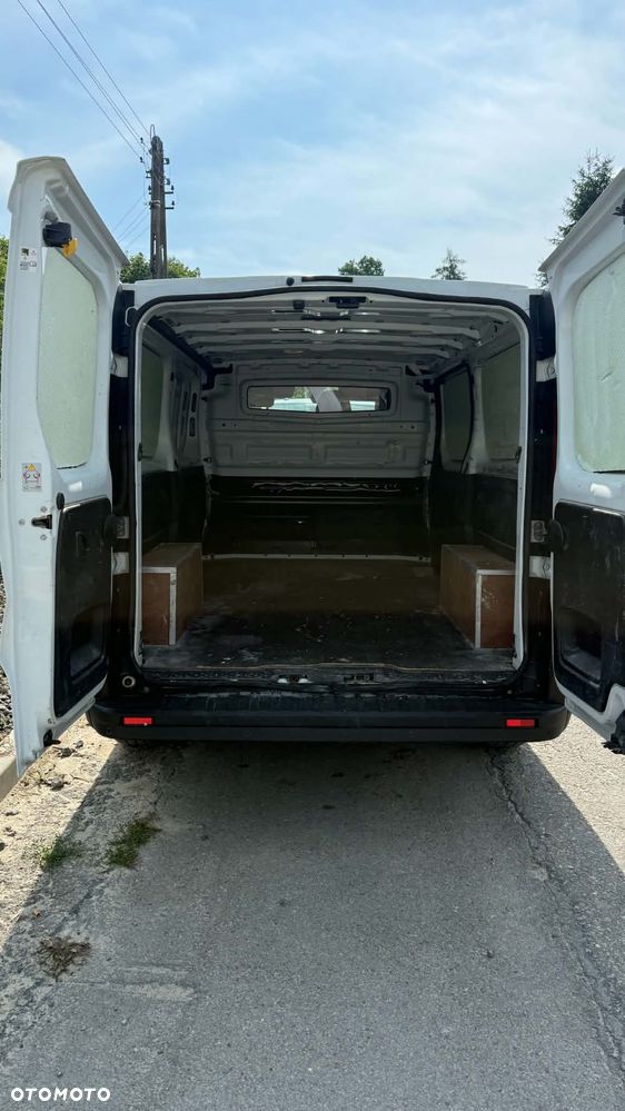 Renault trafic - 5