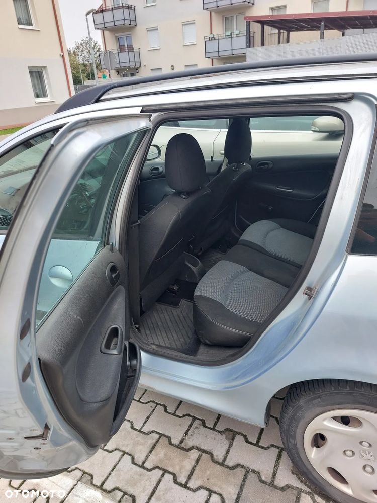 Peugeot 206 - 7