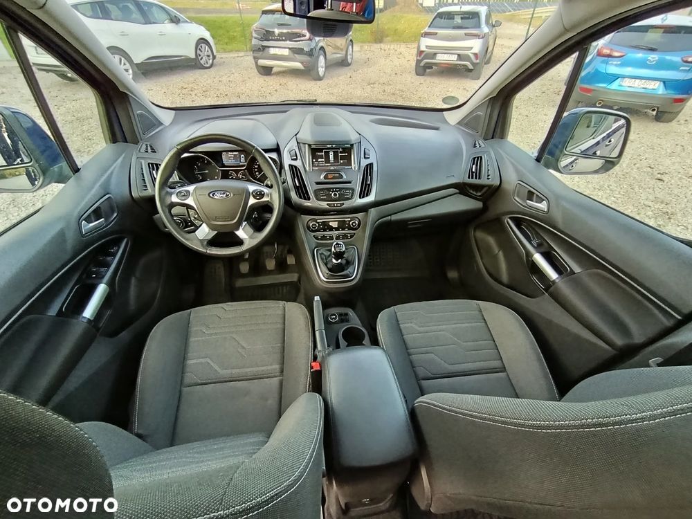 Ford Tourneo Connect - 20