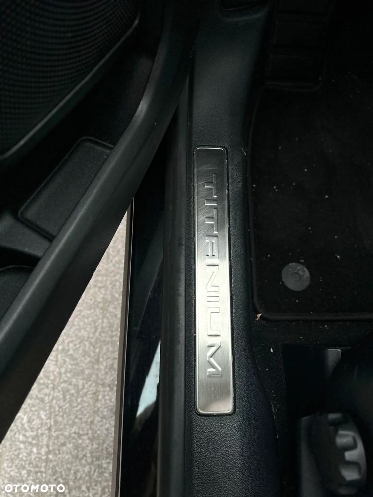 Ford Kuga 1.5 EcoBoost TITANIUM - 6