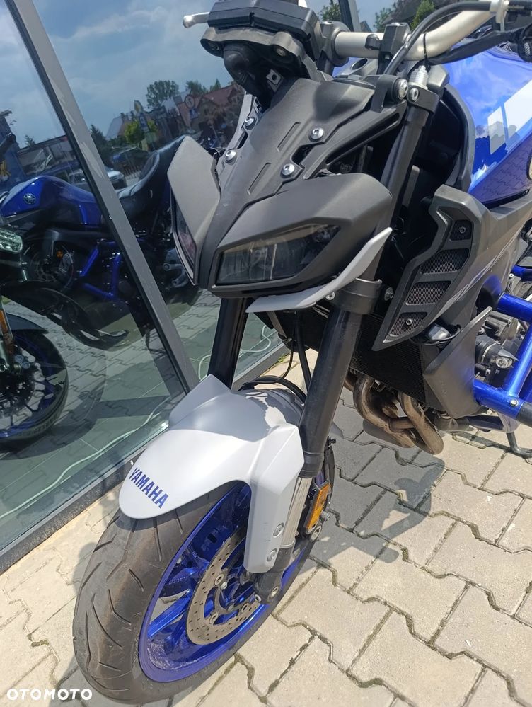 Yamaha MT - 9