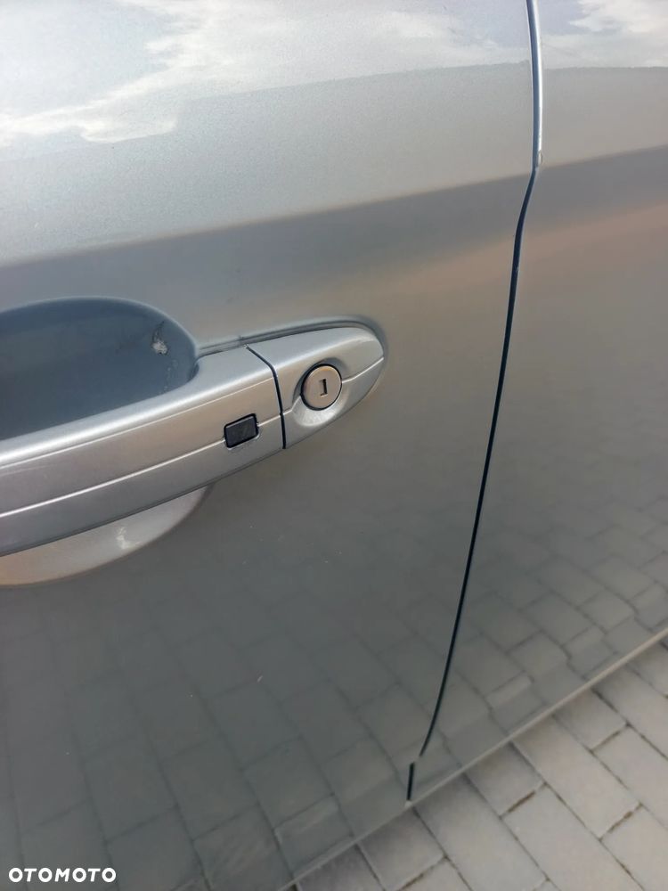 Ford Mondeo 1.6 TDCi Trend - 21