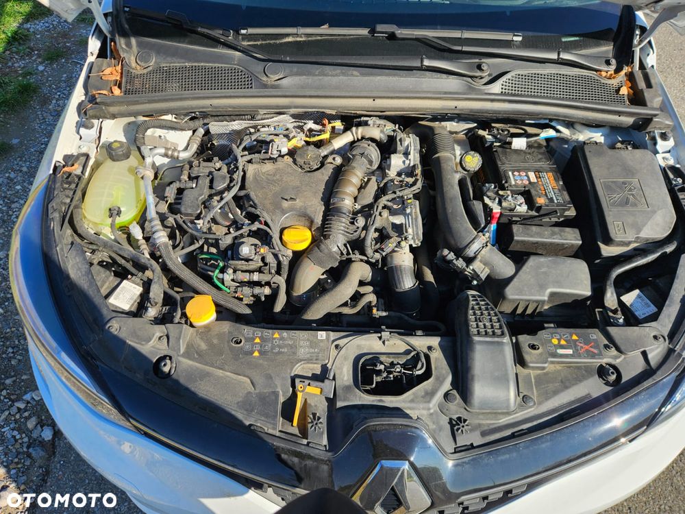 Renault Clio - 22