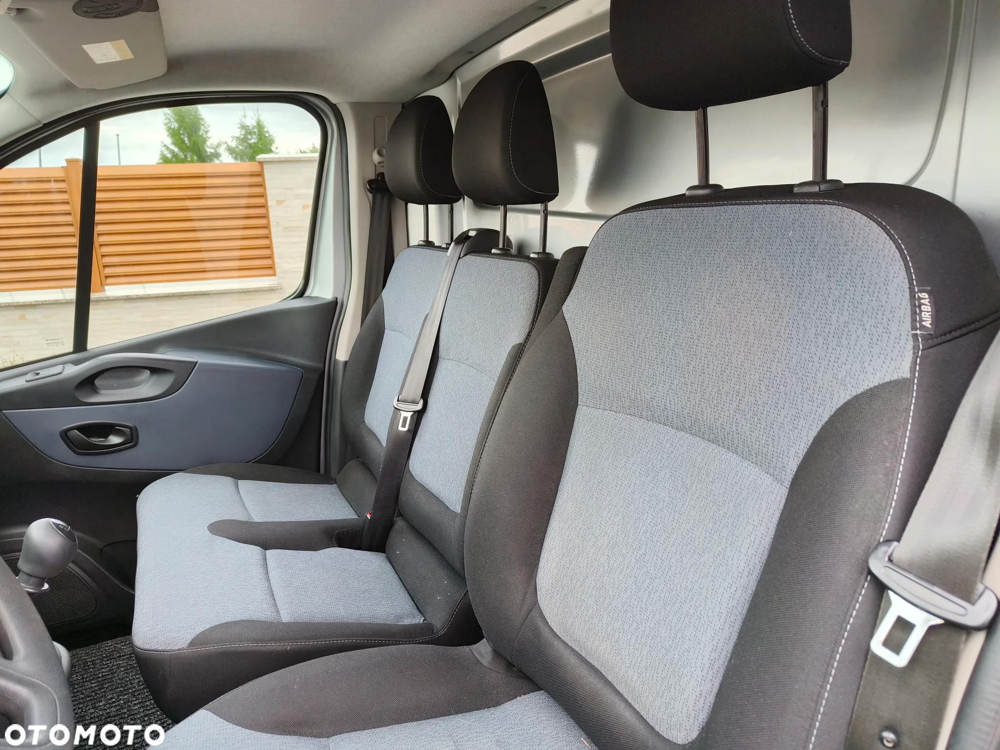 Opel Vivaro L2H1 - 18