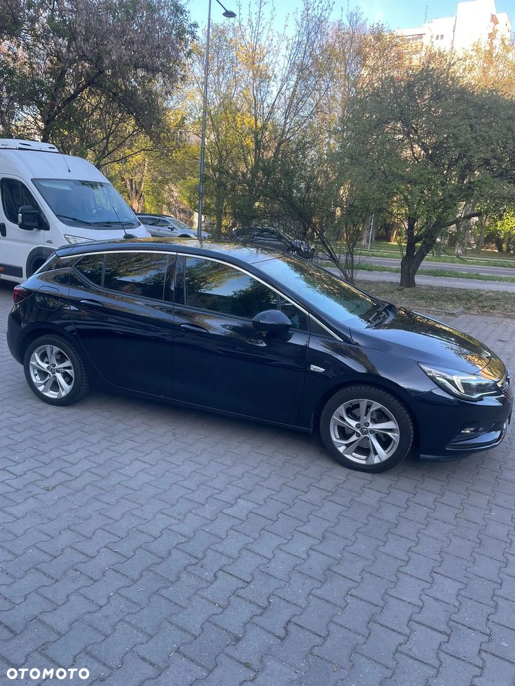 Opel Astra 1.6 T Dynamic S&S - 4