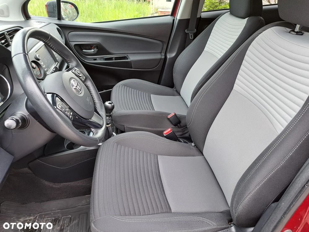 Toyota Yaris - 15