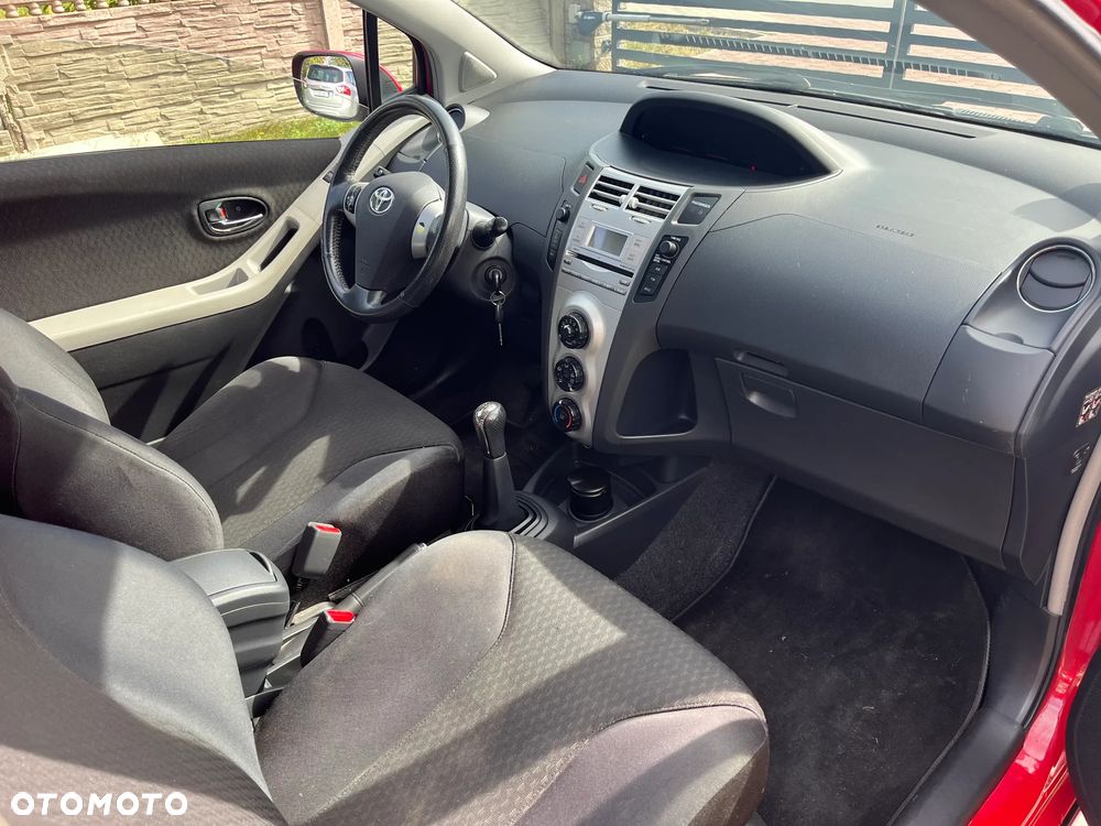 Toyota Yaris 1.8 VVT-i TS - 9