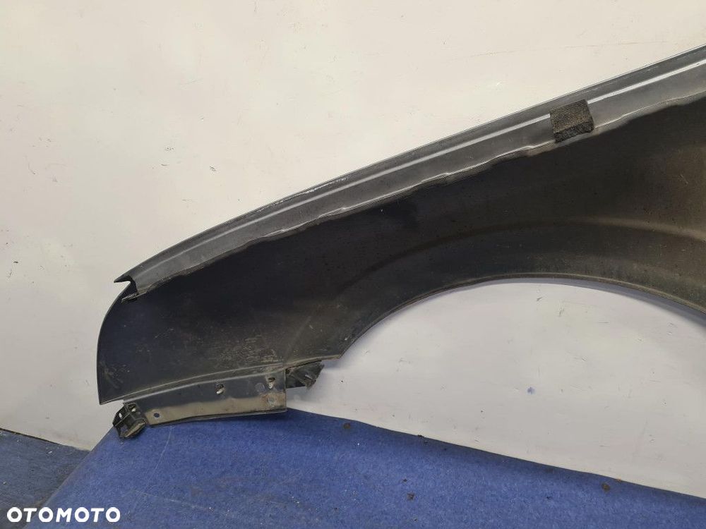 OPEL VECTRA C 3.0 GTS BŁOTNIK PRZÓD PRAWY  Z155 - 12