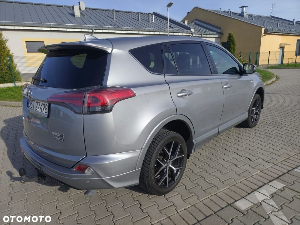 Toyota RAV4 - 9