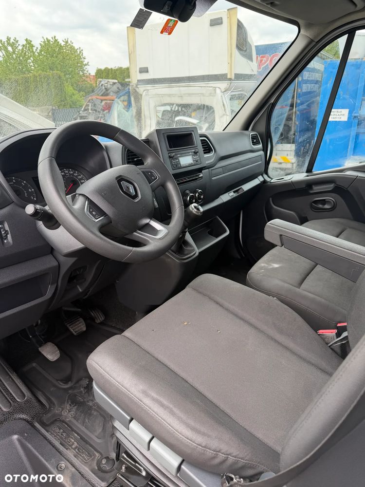 Renault Master - 11