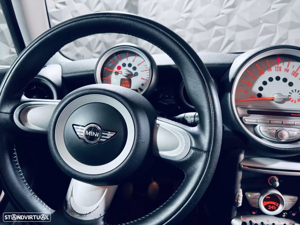 MINI Clubman Cooper - 14