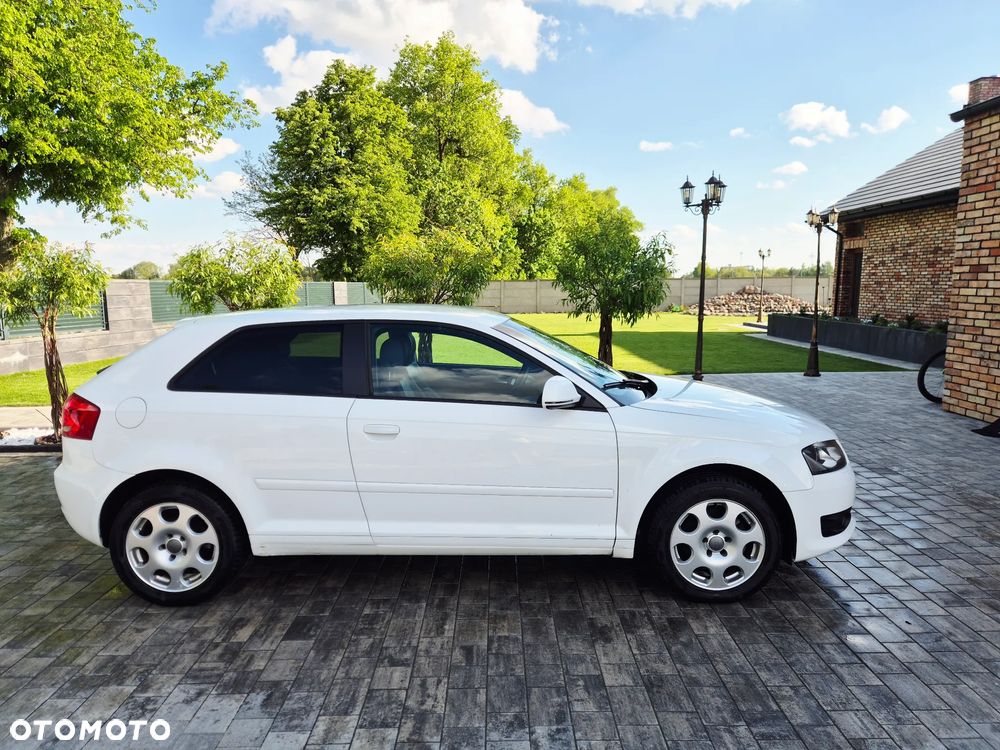Audi A3 3-drzwiowe 2.0 TDI DPF S line Sportpaket - 11