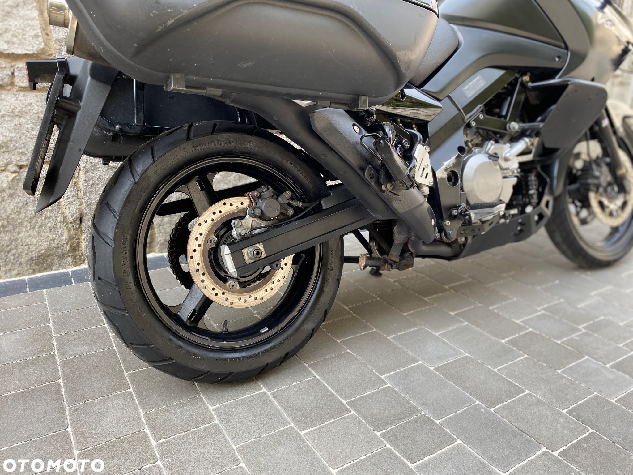 Suzuki V-STROM - 4