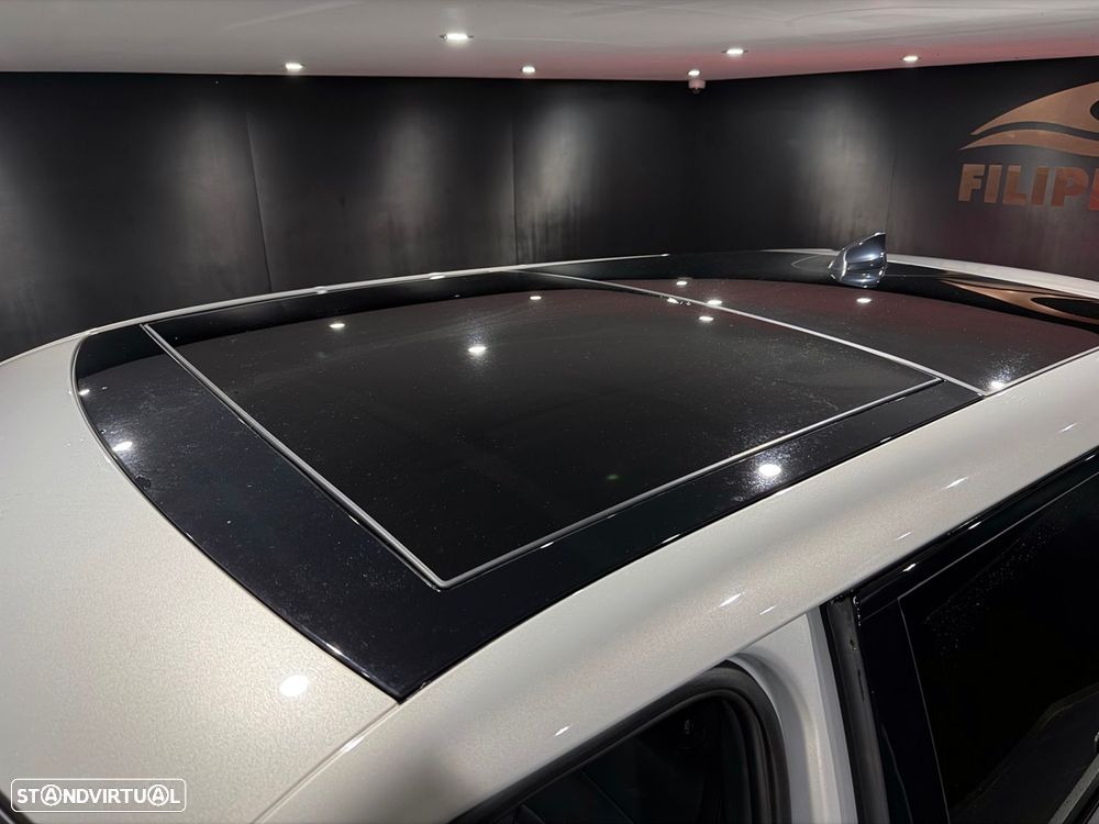 Land Rover Range Rover Evoque 1.5 P300e AWD R-Dynamic Auto - 35