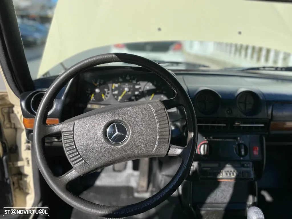 Mercedes-Benz 300 - 46
